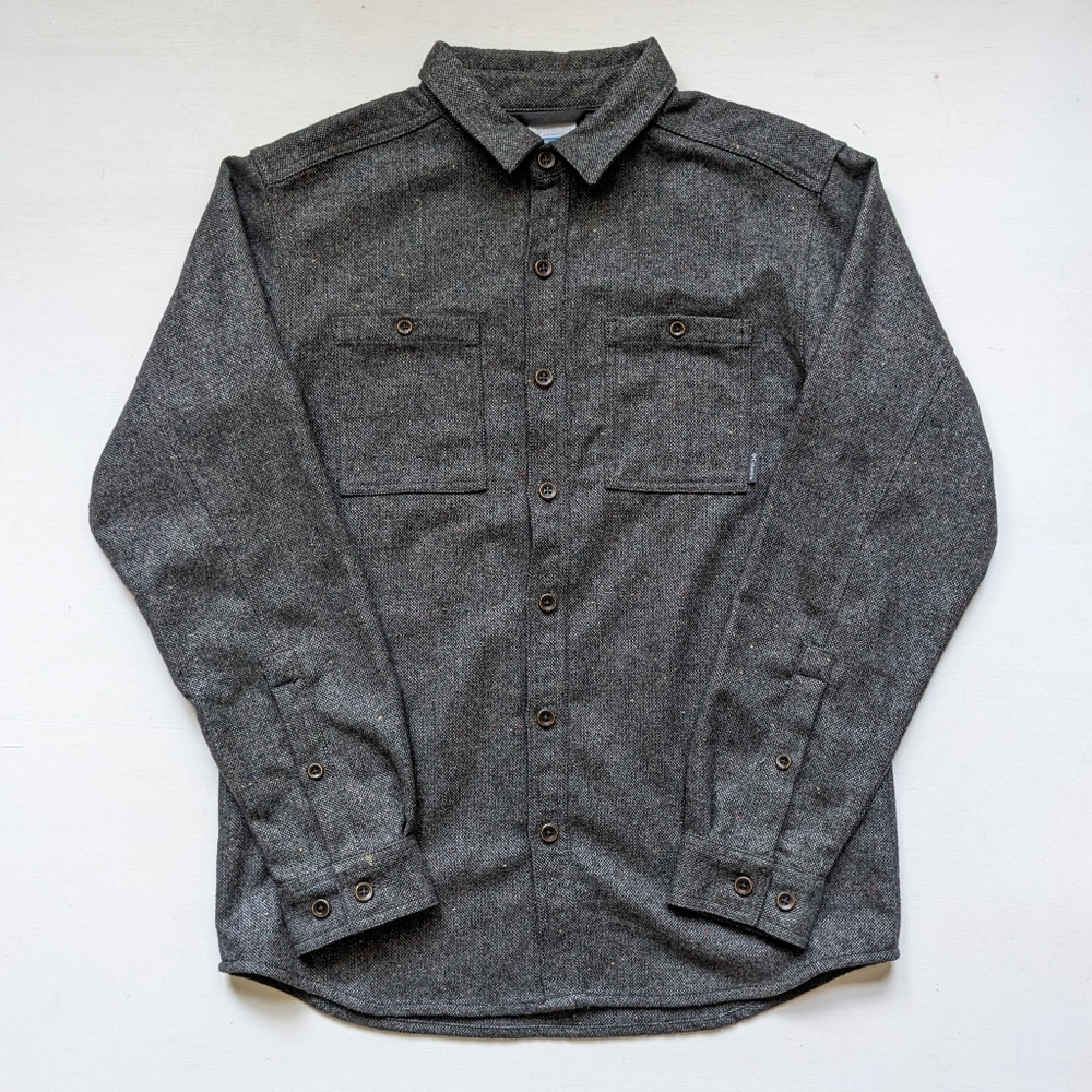 Men's Columbia Wool Blend Button Down Gray Shirt